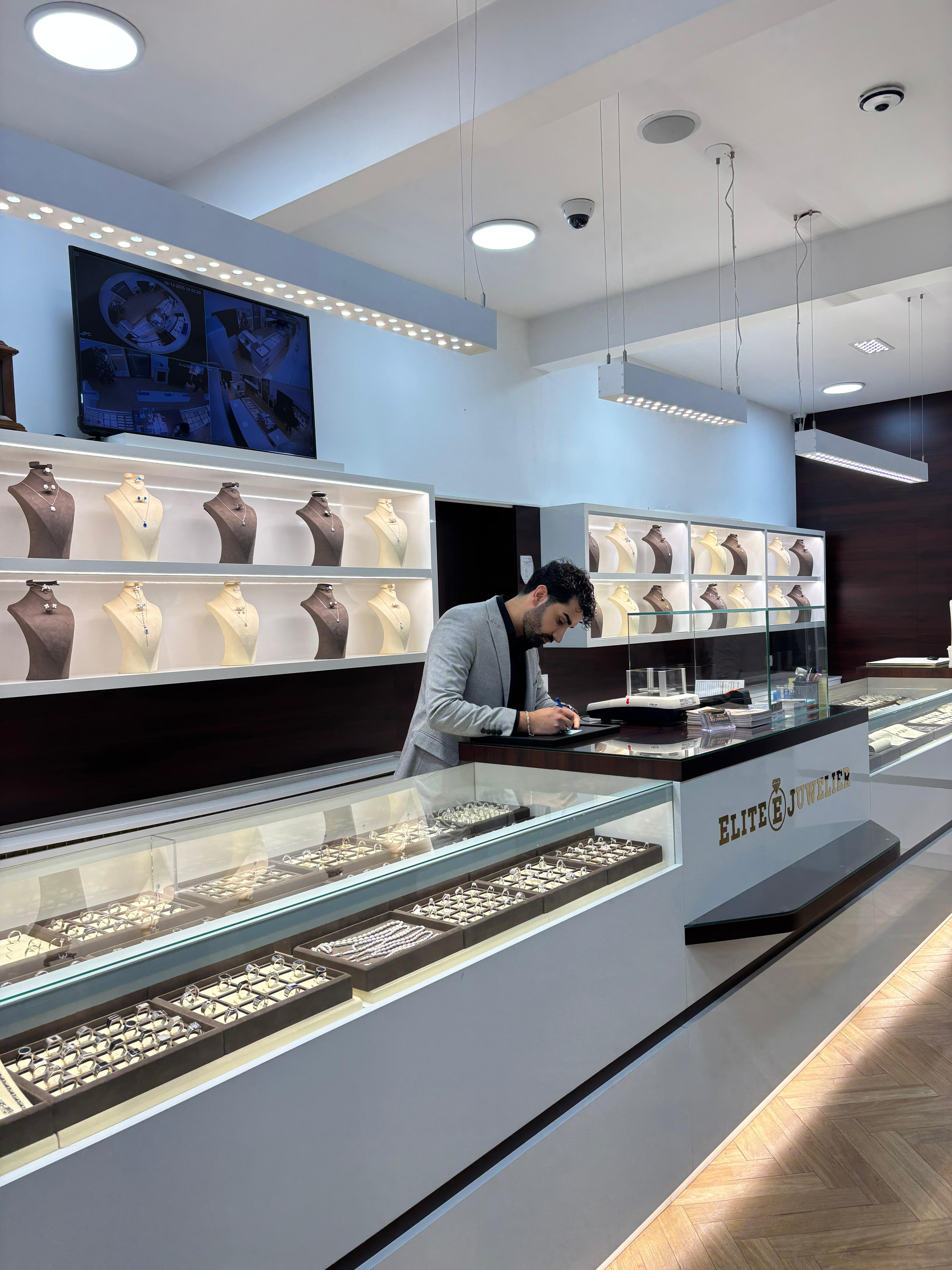 Schmuck: Ringe mit Diamanten